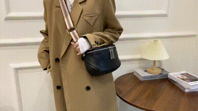 Lucy - Compact Leather Saddle Bag