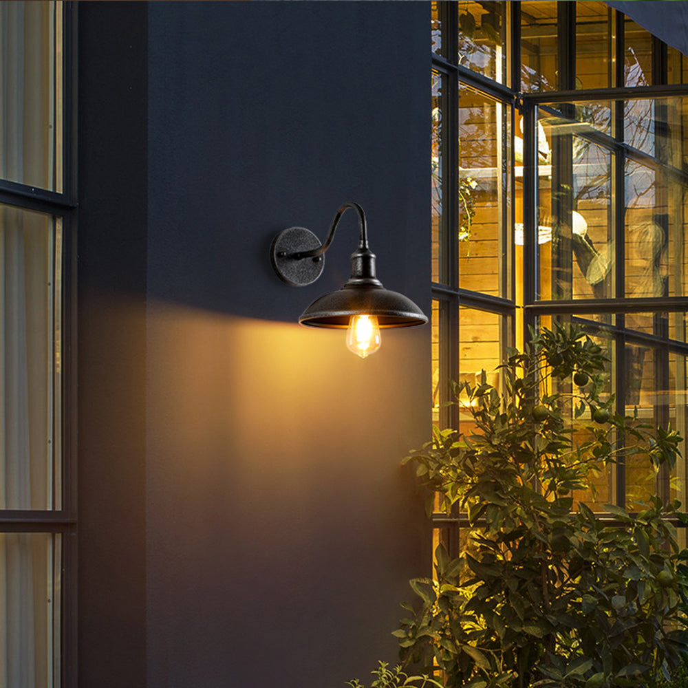 Alessio - Vintage Antique Brass Outdoor Wall Lamp (IP65)