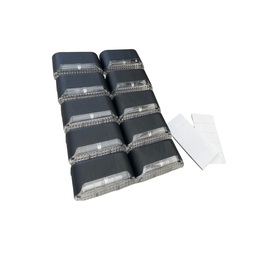 Maison Elmora | Outdoor Solar Lamp with Weatherproof Design | Elegant Lighting for Your Garden 7