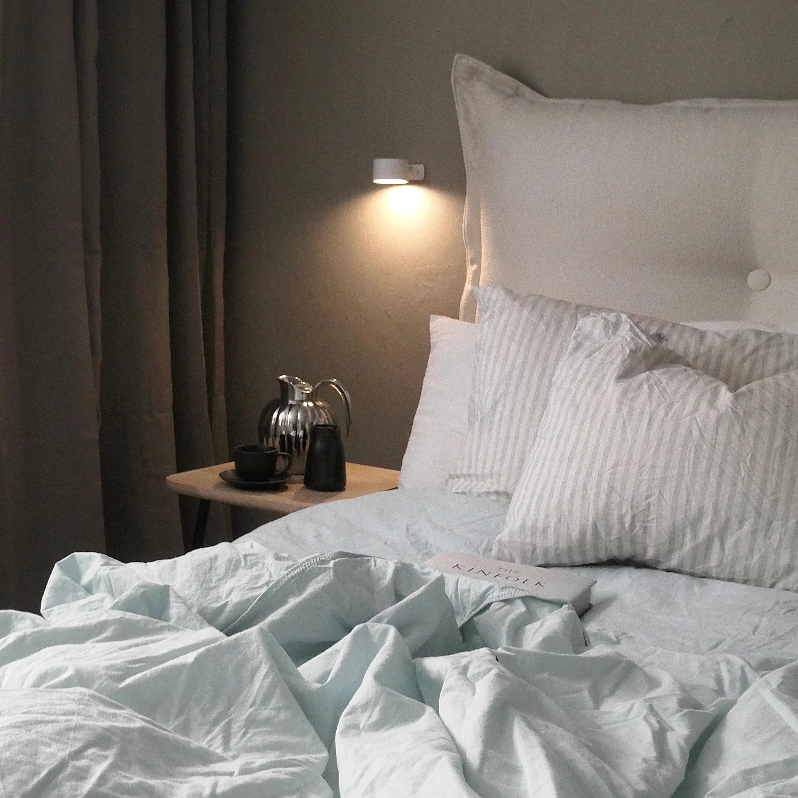 Maison Elmora | Wireless Minimalist Wall Light with 360° Rotation | Dimmable Design for Cozy Ambiance 7