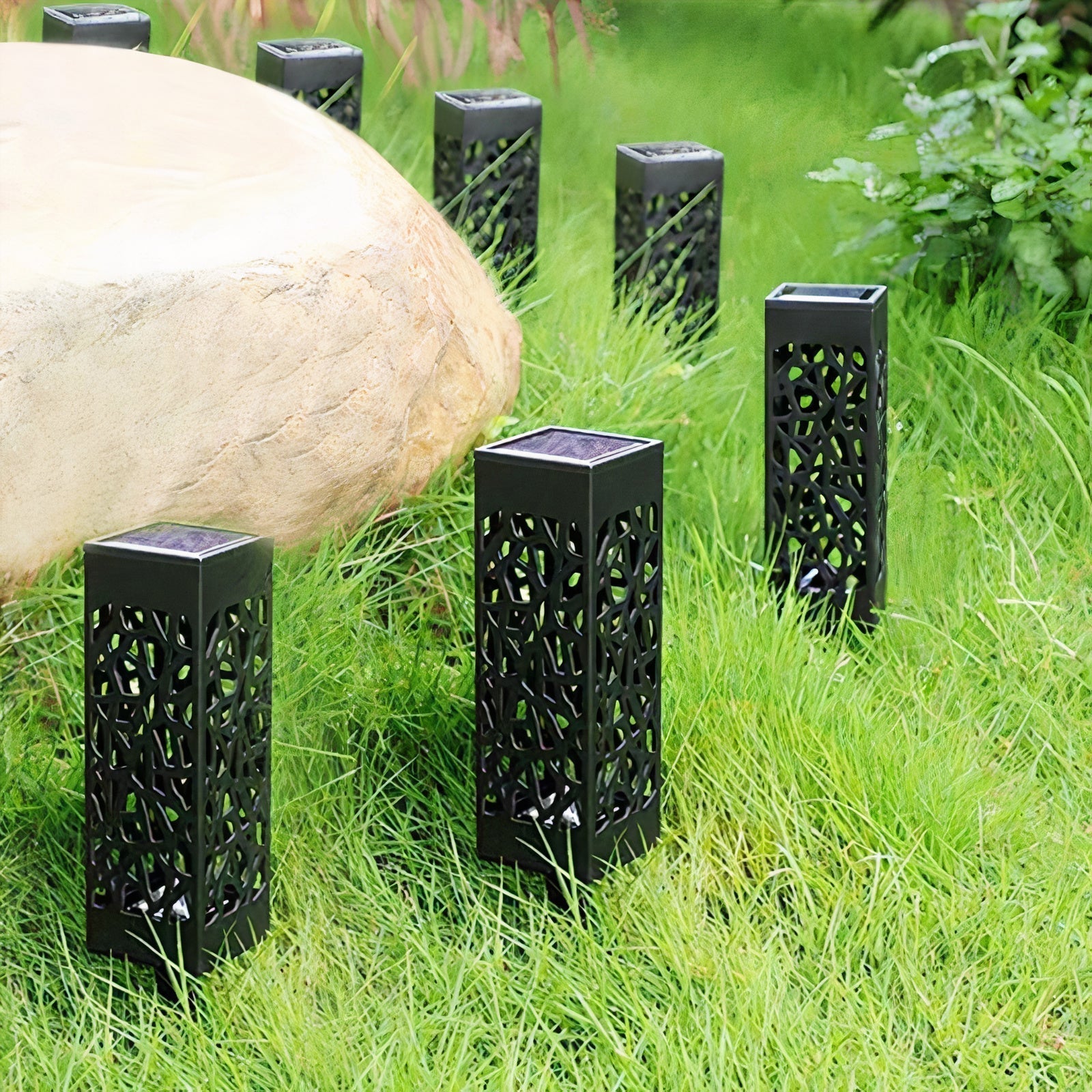 Novaflame Modern LED Outdoor Wall Lamp