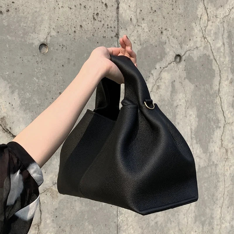 Daily Chic - Elegant Women's Handbag for Everyday Use