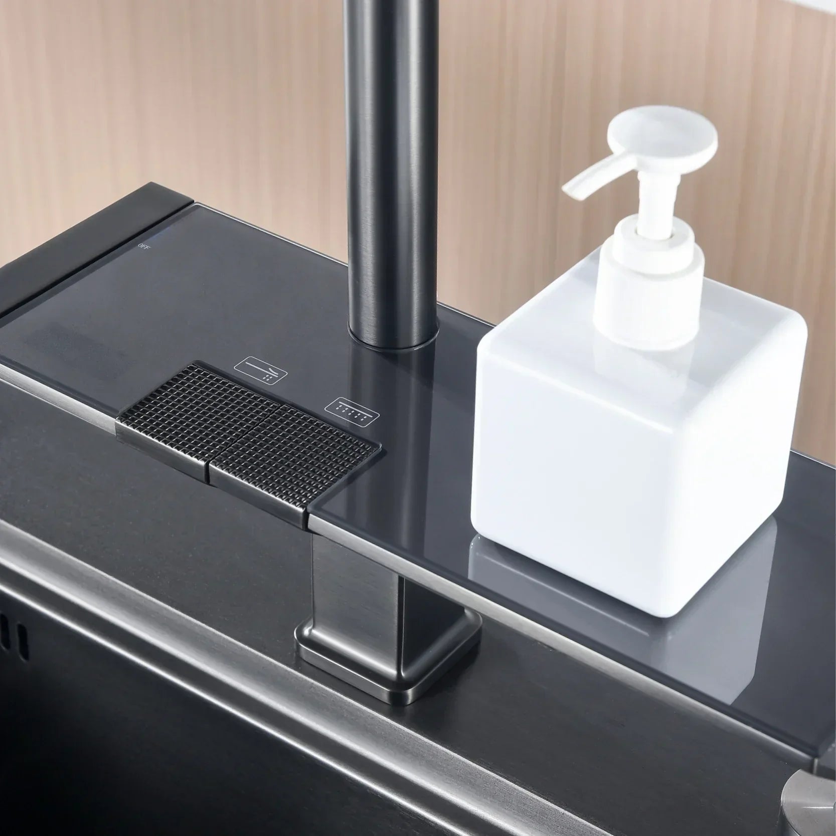 GleamFlow - Stylish Digital Kitchen Tap in Chrome