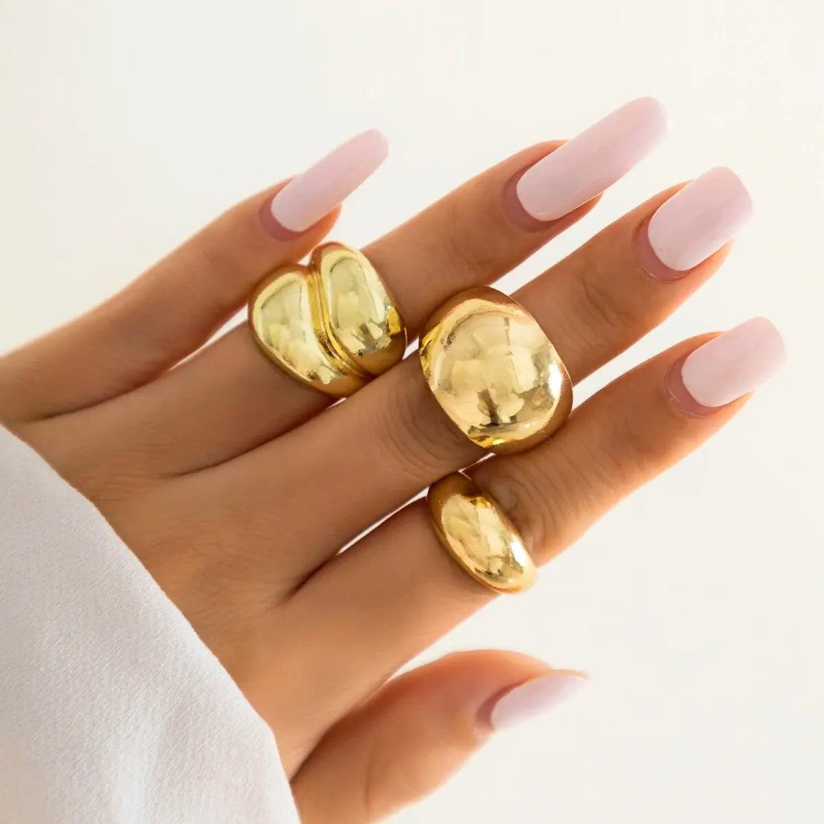 TrioGlam Ring Set – 3 Stackable Rings