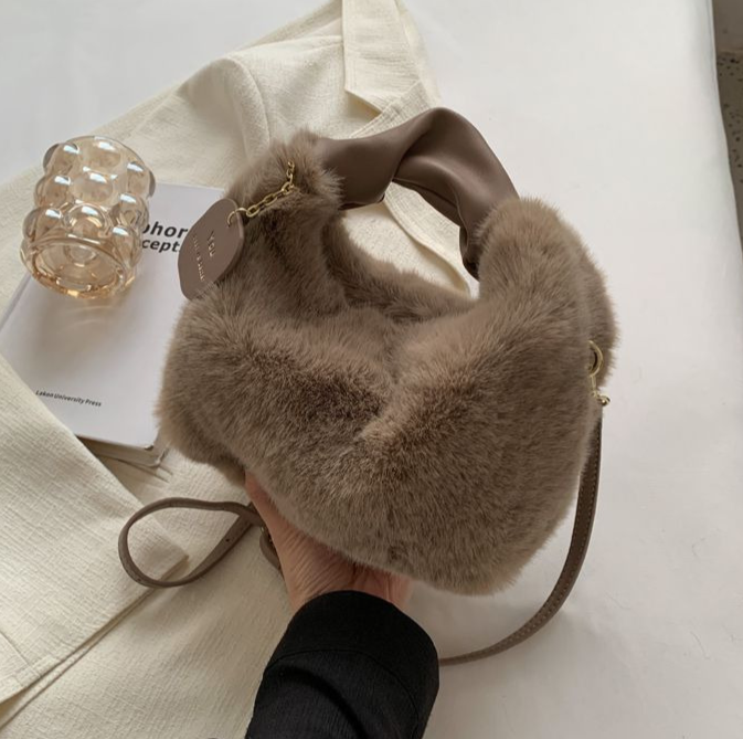 Fluffy - Soft Plush Handbag