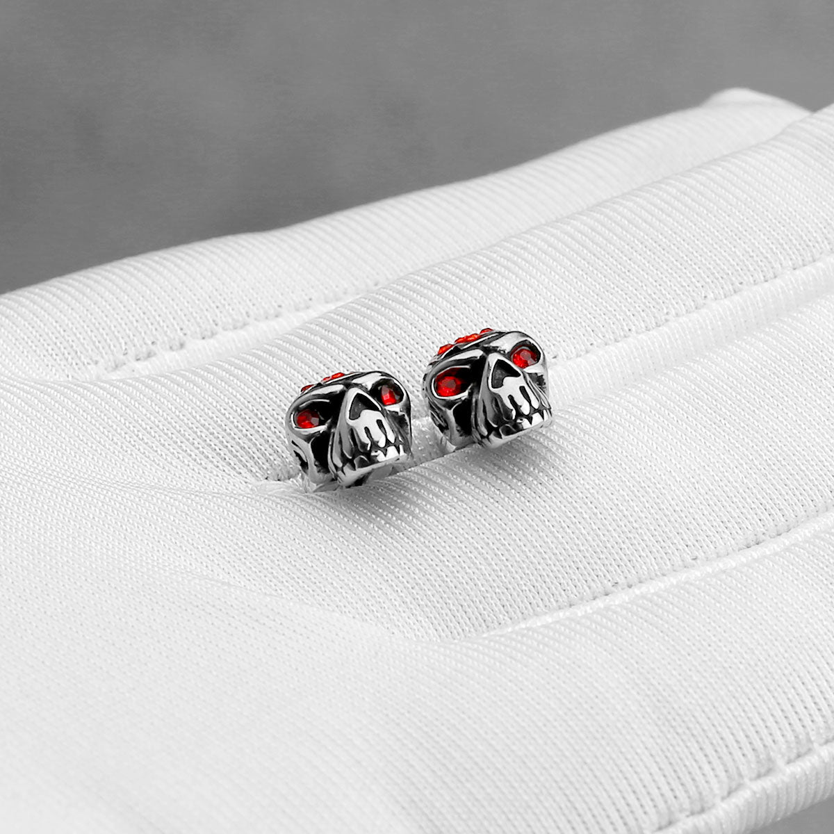 SkullEarrings - Bold Stainless Steel Skull Earrings
