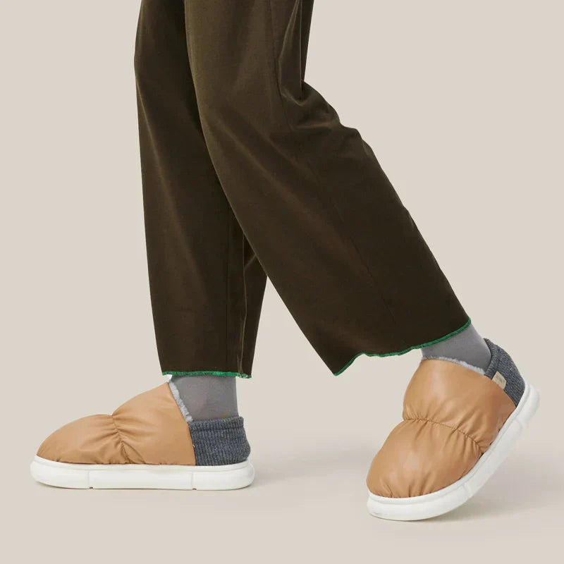 CuddleClogs Slippers - Waterproof & Anti-Slip