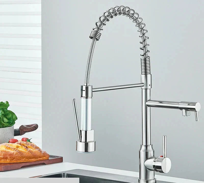 MixMaster - 360° Swivel Pull-Out Kitchen Faucet