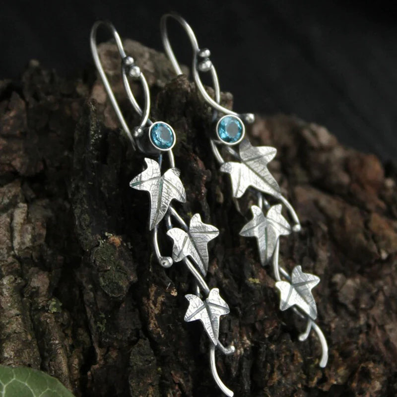 Faylinn Elf Leaf Earrings - Whimsical Vintage Style