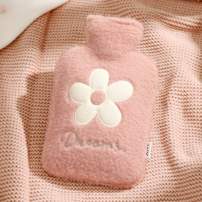 Kelly Hot Water Bottle – Cosy Winter Warmth
