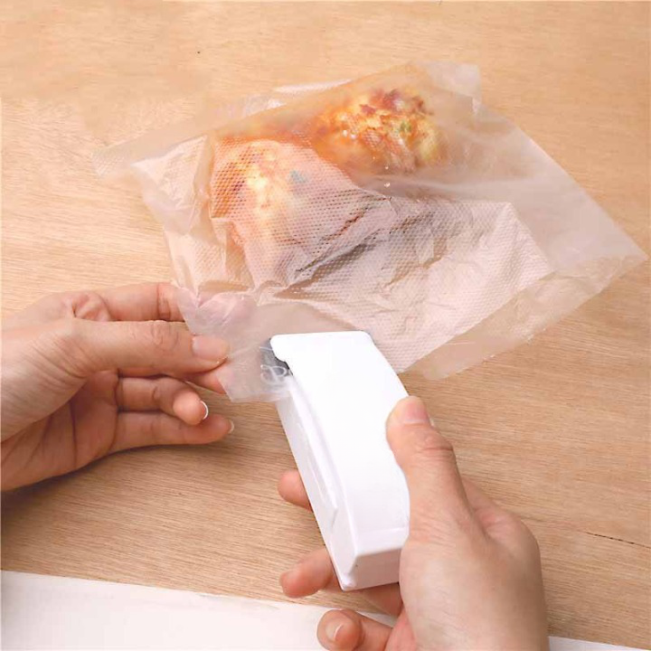 FreshSeal - Portable Food Bag Sealer for Longer-Lasting Freshness