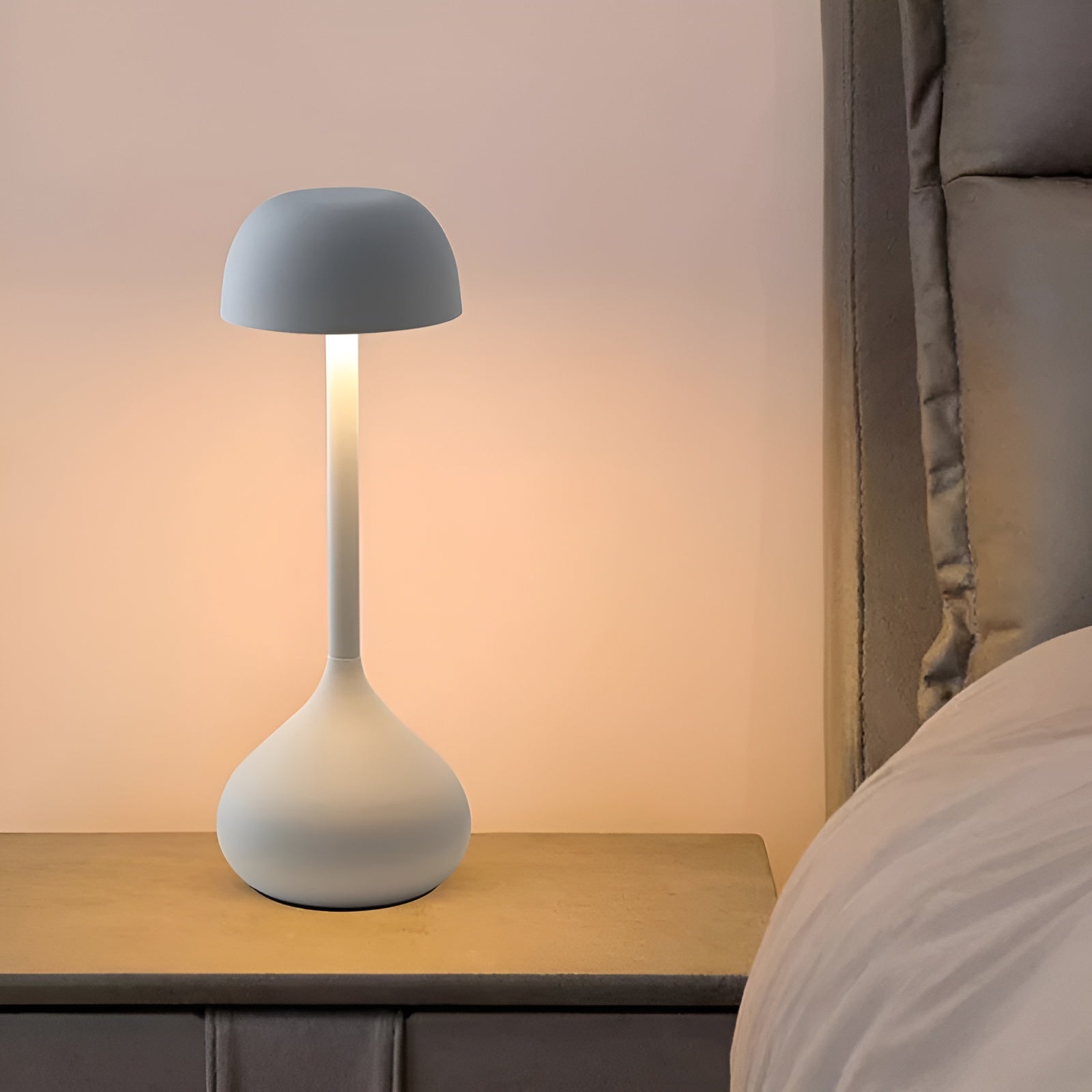 Wireless Mushroom Lamp - Dimmable LED Table Light