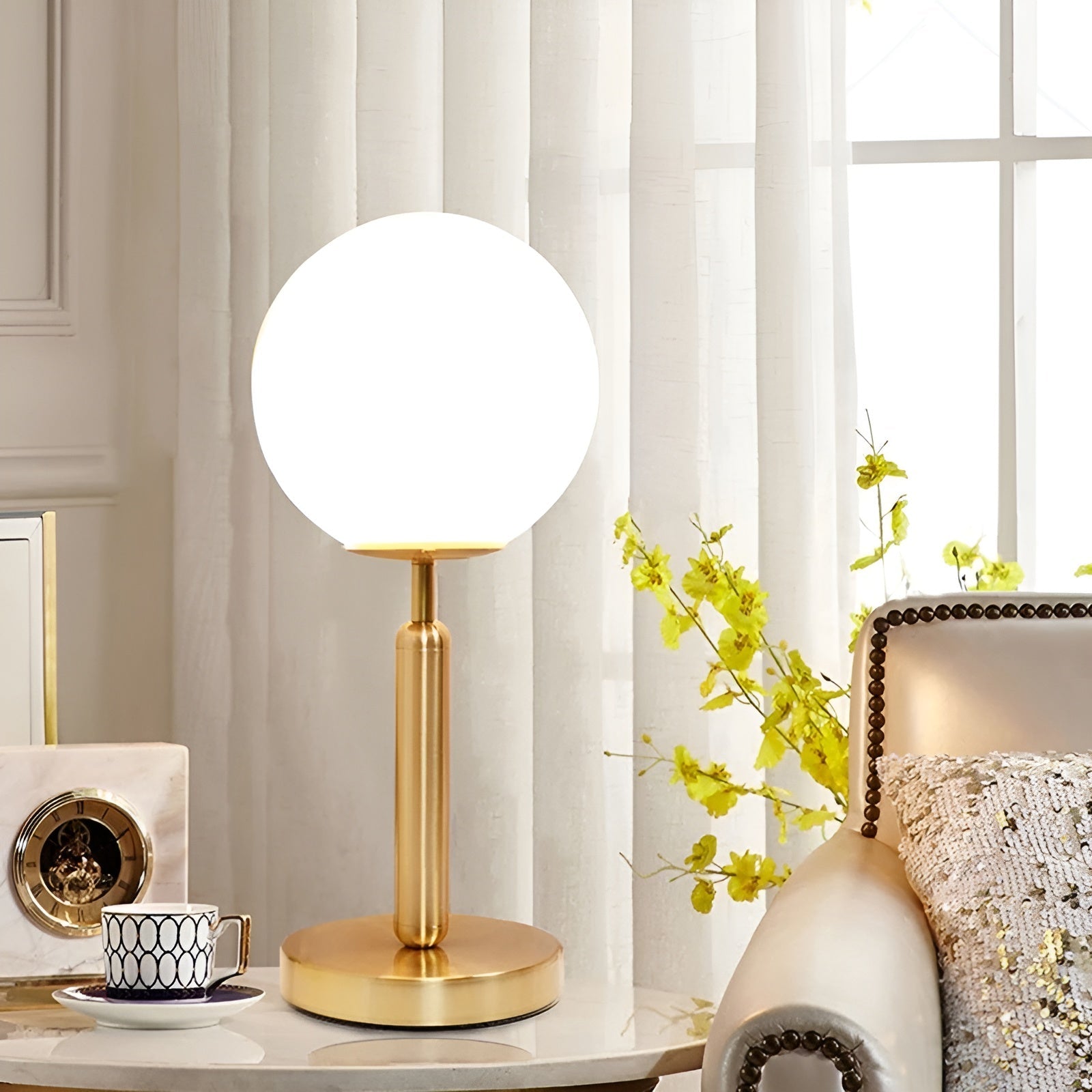 SphereShine Glass & Brass Lamp - Modern LED