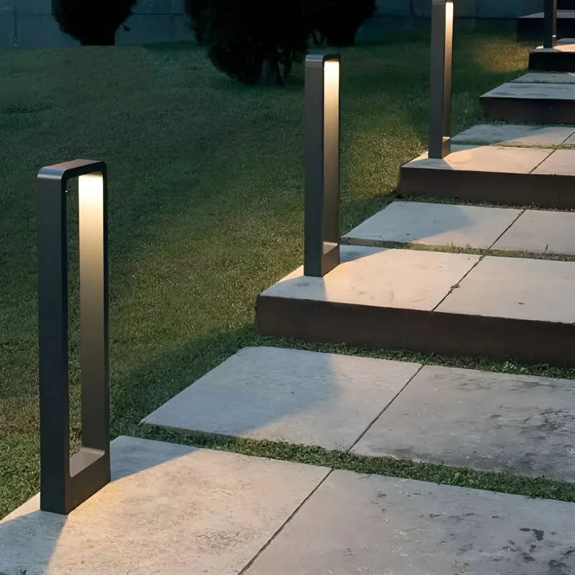 LumaGarde Light - Modern LED Garden Light