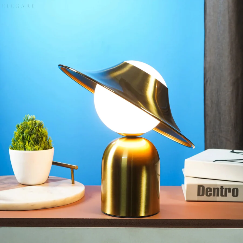 GoldAura Gold Table Lamp – Elegant Home Lighting
