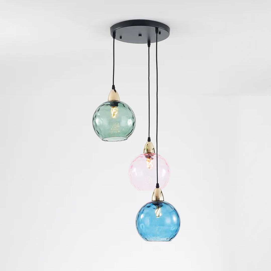 ClusterGlow - Elegant 3-Lamp Pendant Light for Ambience