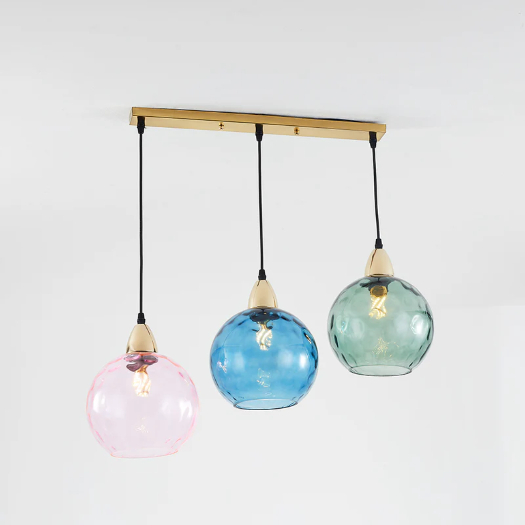 ClusterGlow - Elegant 3-Lamp Pendant Light for Ambience