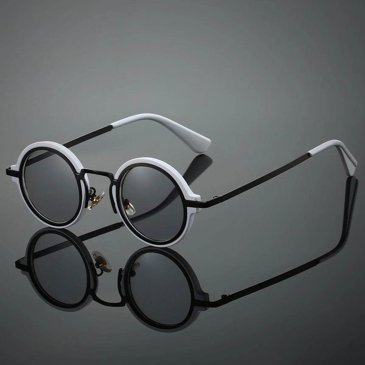 Vintage-Inspired Circular Sunglasses - Durable Metal Frame with Anti-Glare Lenses for Timeless Style 2