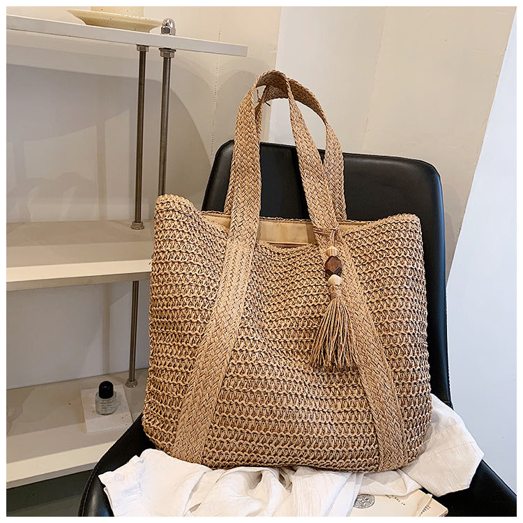 EcoChic Handbag - Woven Rattan Shoulder Bag