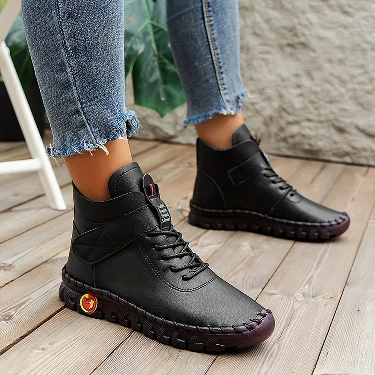 Women's Fleece Lined Comfort Boots - Stylish Supportive Boots for All-Day Warmth 7