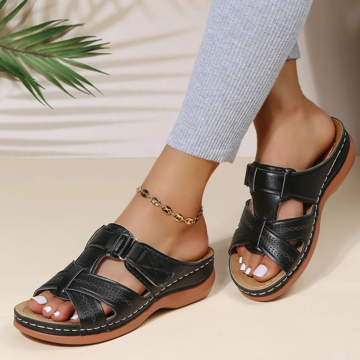 Women's Non-slip Orthopedic Leather Sandals - Luxurious Comfort and Support 2