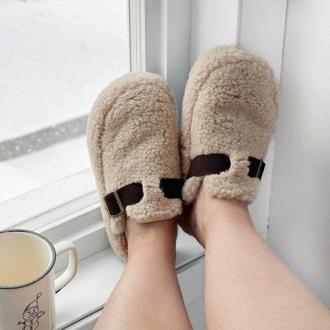 Women's Plush Mule Slippers - Cozy Slip-On Footwear for Home and Outdoor Comfort 0