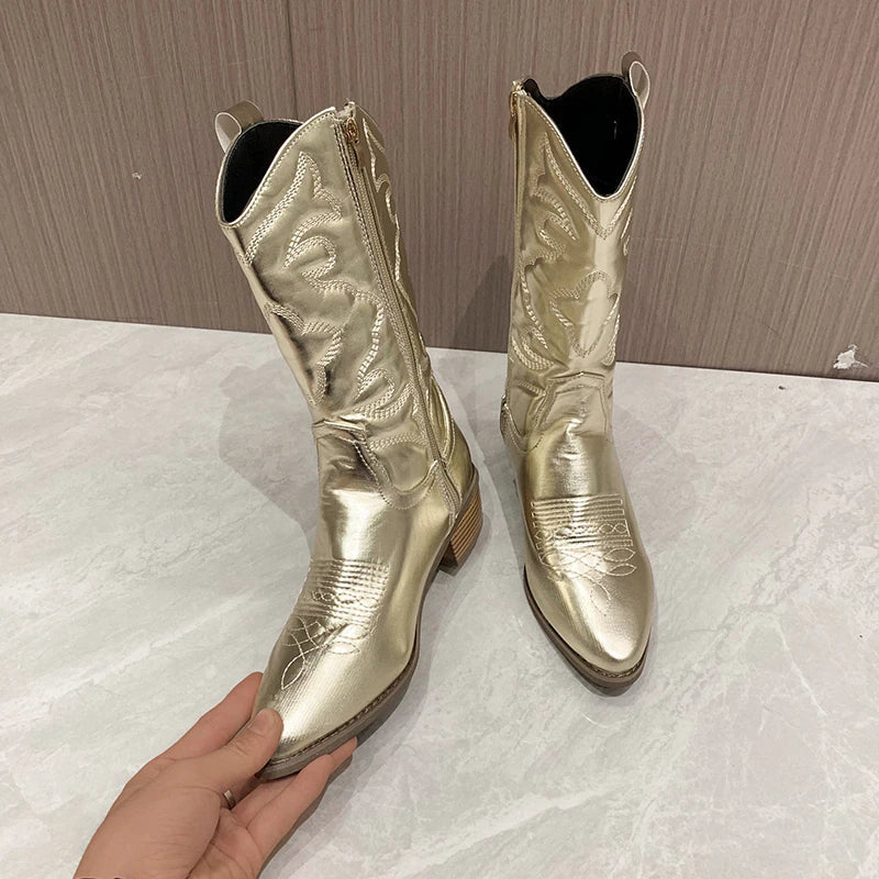Women's Retro Western Cowboy Boots - Stylish Leather Footwear for Everyday Adventures 4