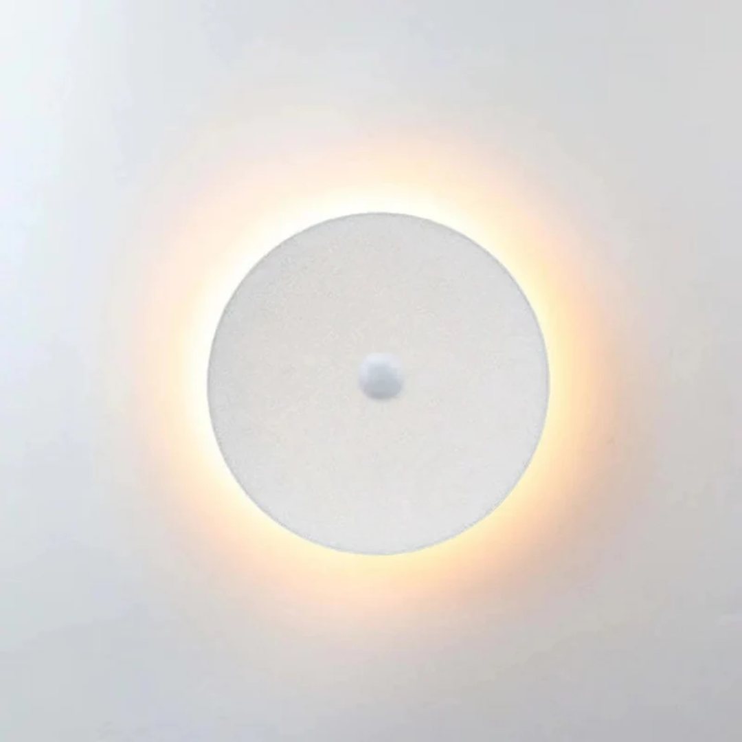 Zenith LED Outdoor Wall Light - Sleek Weatherproof Design