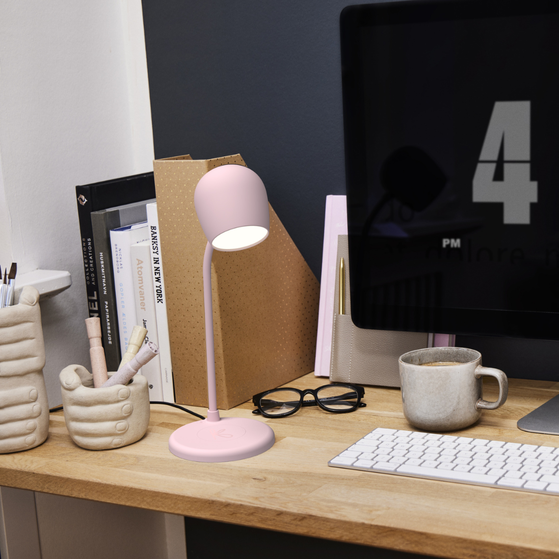 SmartGlow - LED Lamp with Bluetooth & Charging