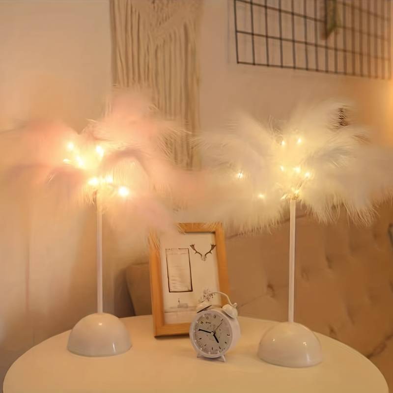 Featherlight - Wireless Rechargeable Table Lamp