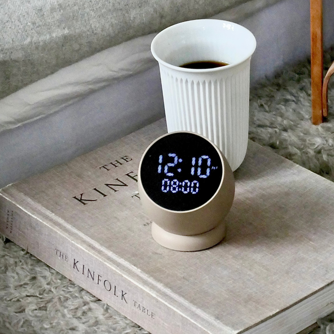 SmartWake - Wireless Alarm Clock with Touchscreen