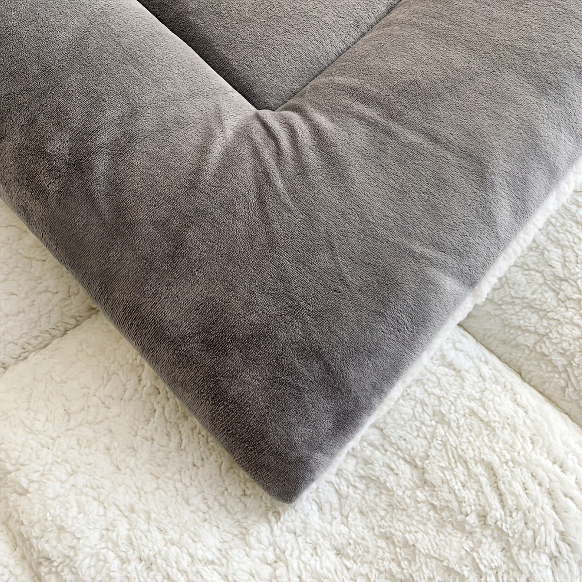 Cabin Sherpa Fleece Comforter - Cozy Warm