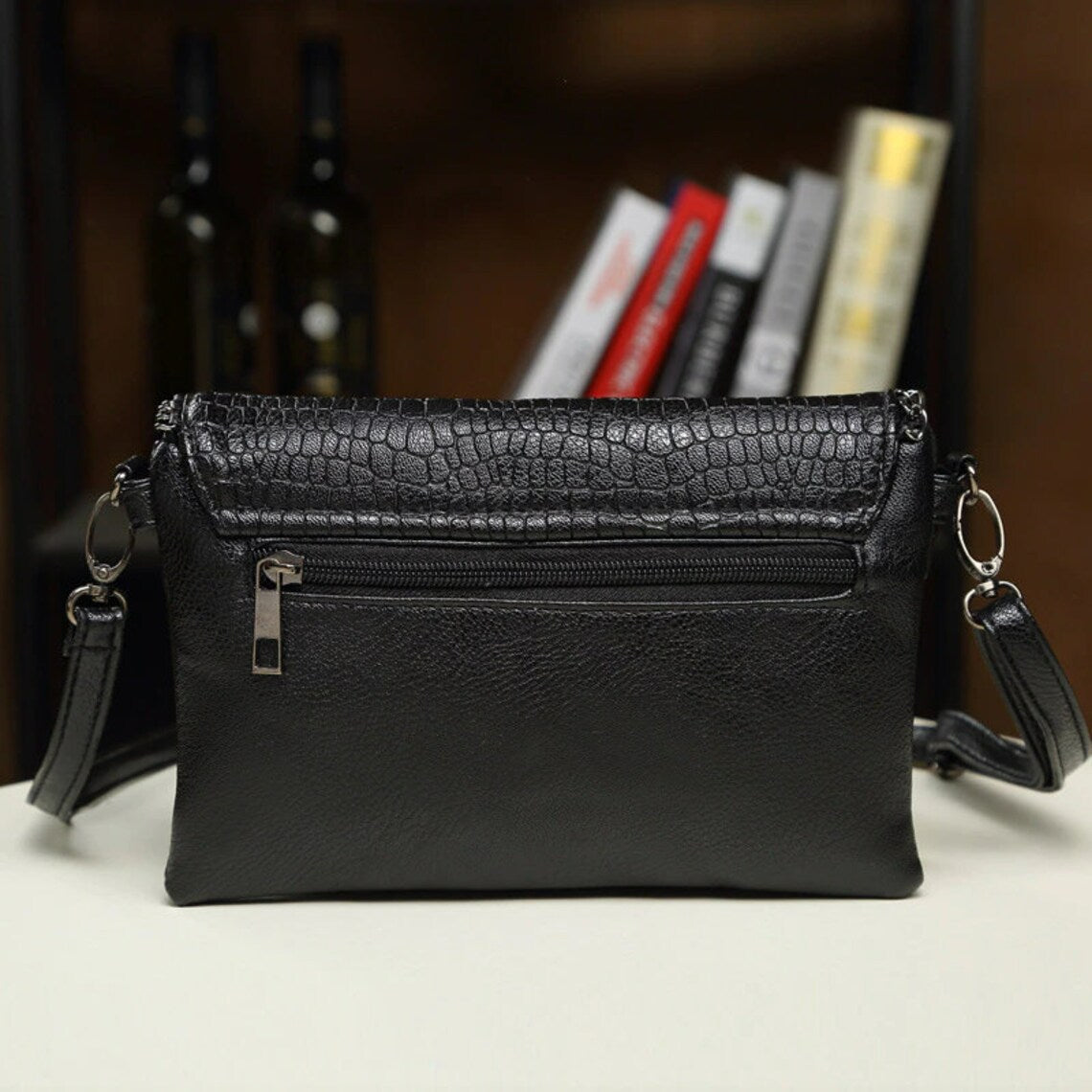 Alexa Clutch - Elegant Crocodile-Print Evening Bag