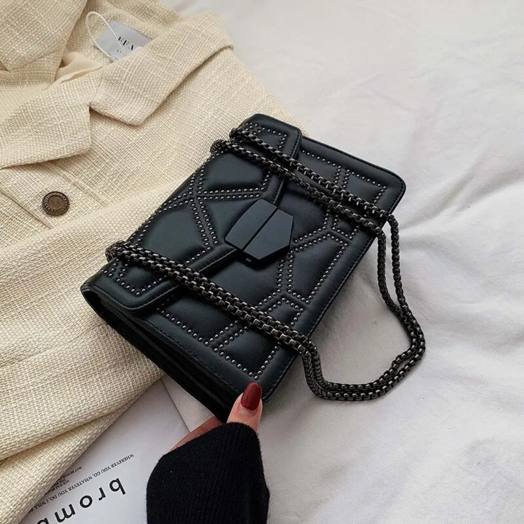 Victoria Crossbody - Vintage Chain Handbag for Women