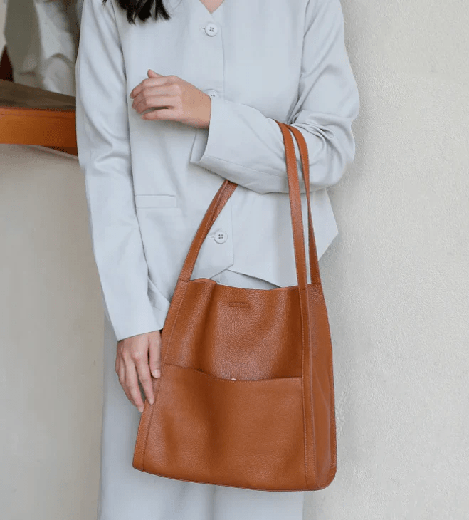 ElegantEssentials Bag - Water-Resistant Everyday Tote