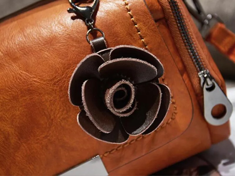 Dahlia - Classic Boston Bag