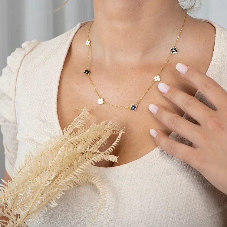 Lilliane Floral Pendant Necklace - Delicate Silver