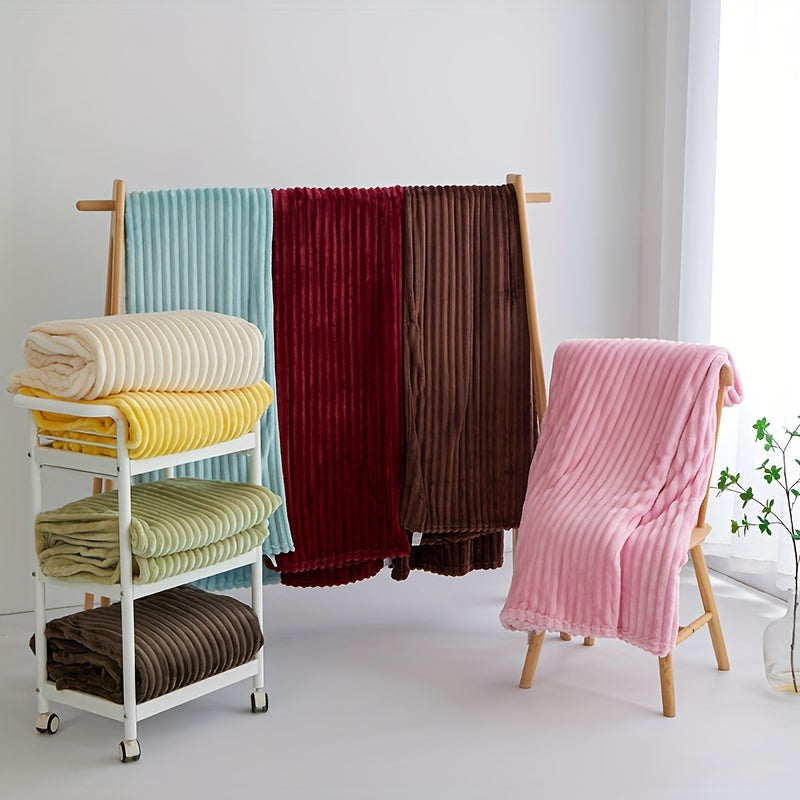 Flannel Polyester Blanket - Comfort & Warmth