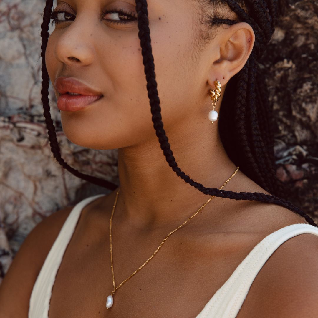 Anisa Baroque Pearl Pendant Necklace - Gold Accents
