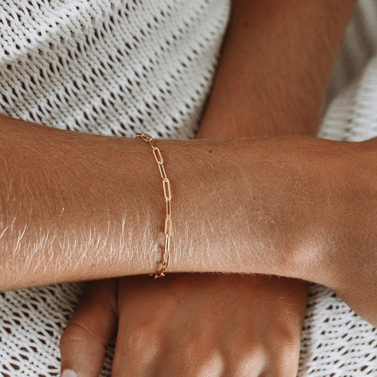 Nova Paperclip Link Bracelet - Sleek Waterproof Stackable Chain