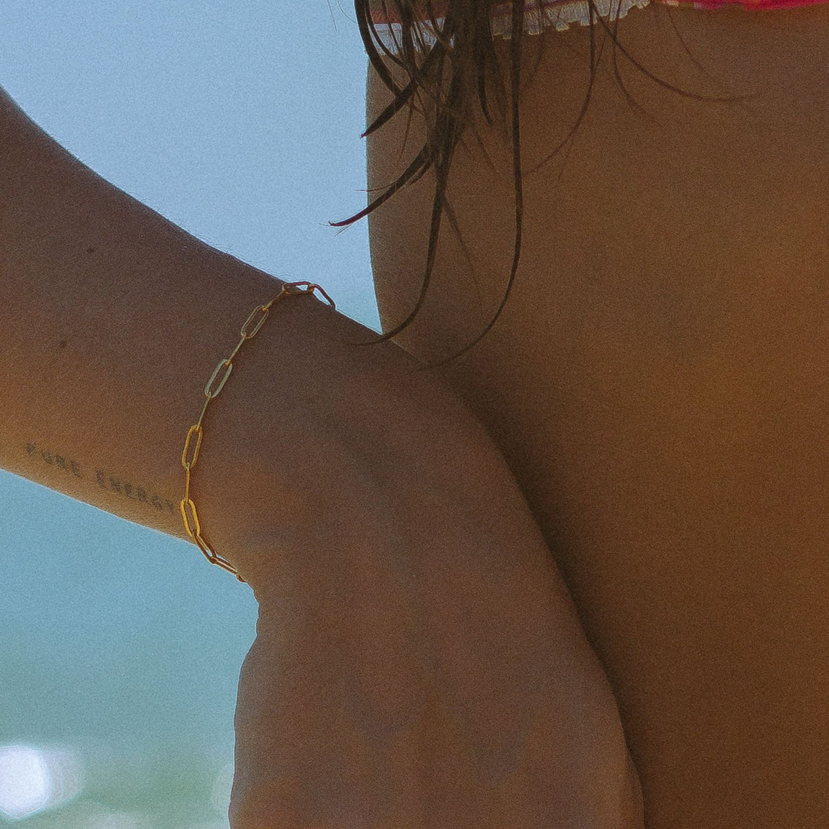 Nova Paperclip Link Bracelet - Sleek Waterproof Stackable Chain