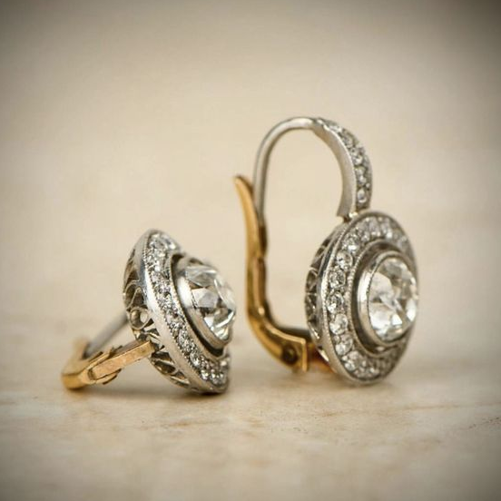 Elara Vintage Silver Earrings - Sparkling Zirconia Drops