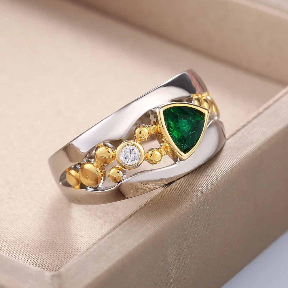 Aurora - Vintage Ring with Green Crystal