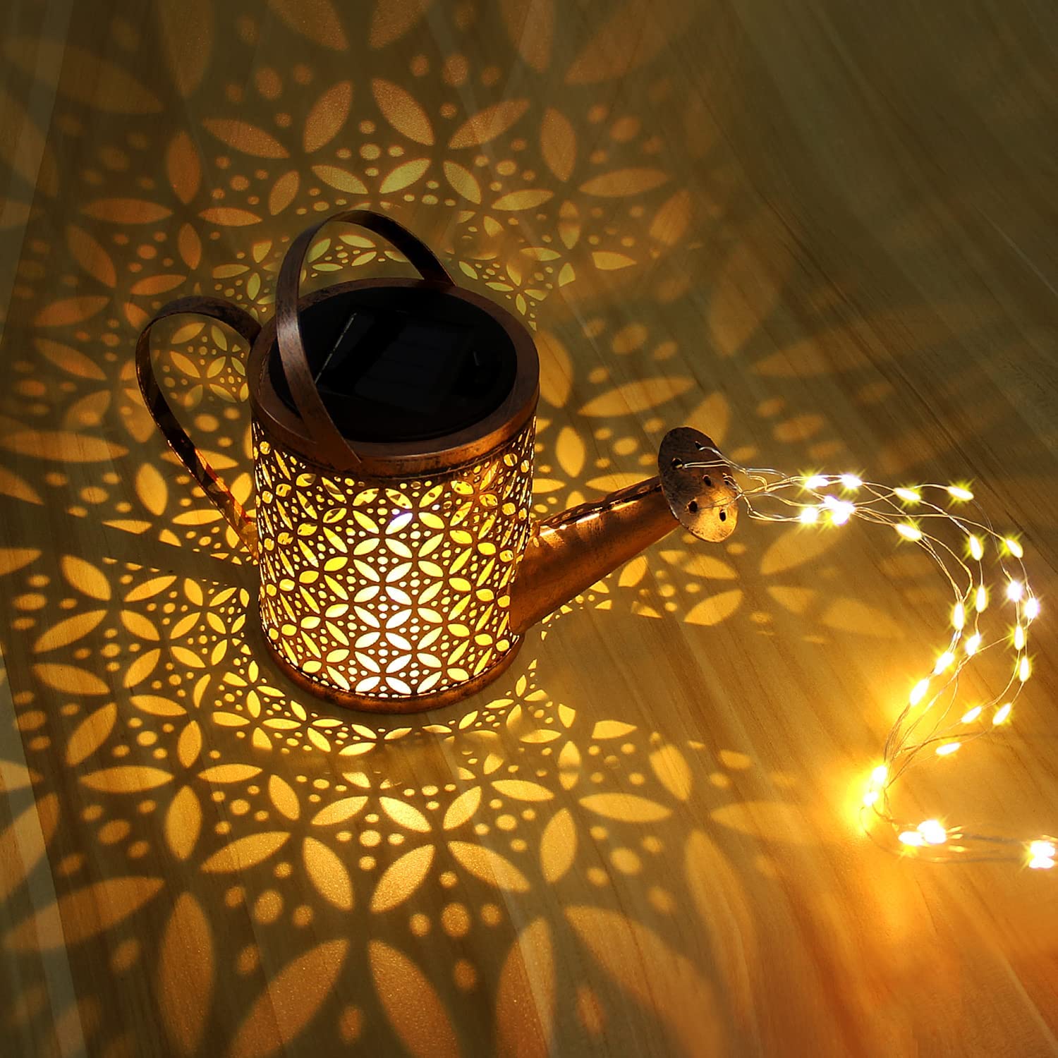 Solar Light Pourer - Decorative Garden Light