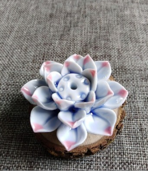LotusBloom Incense Holder - Elegant Ceramic Lotus Burner
