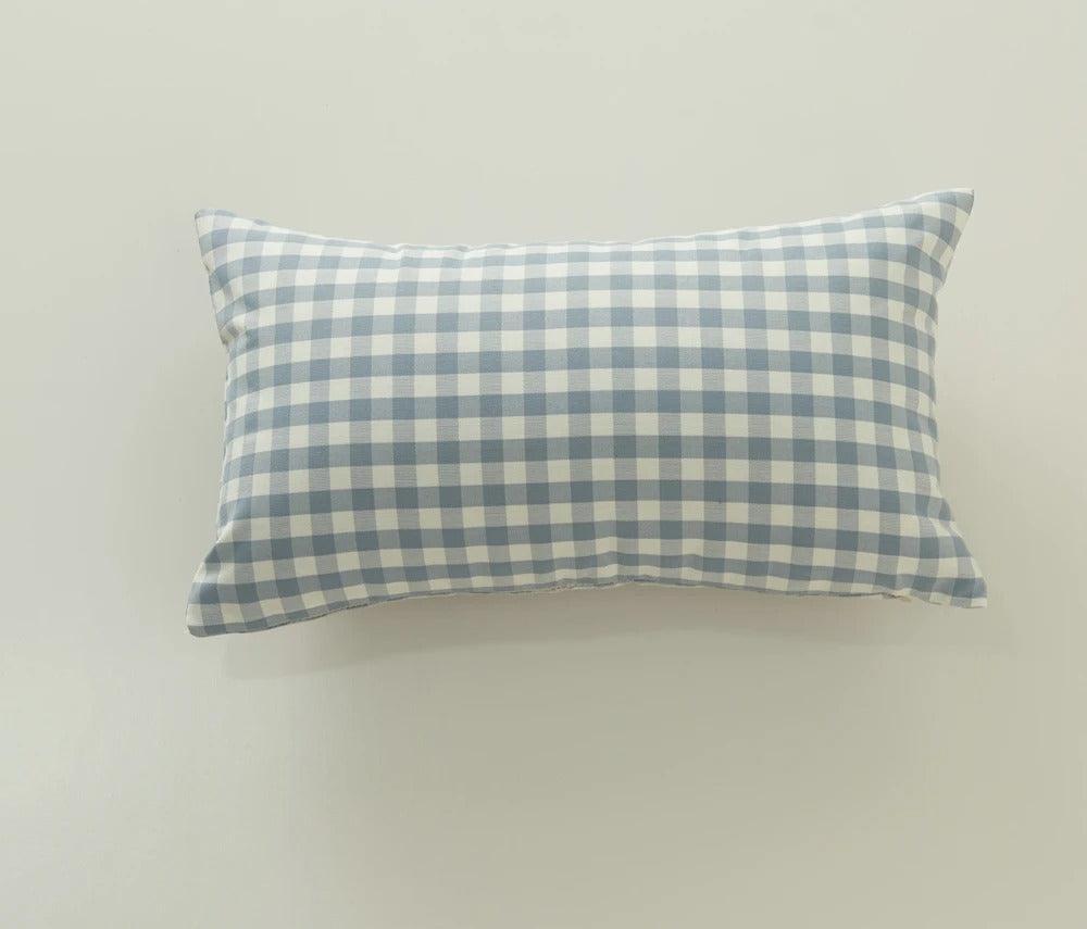 MarbreLuxe Striped Cushion Cover - Modern Elegance