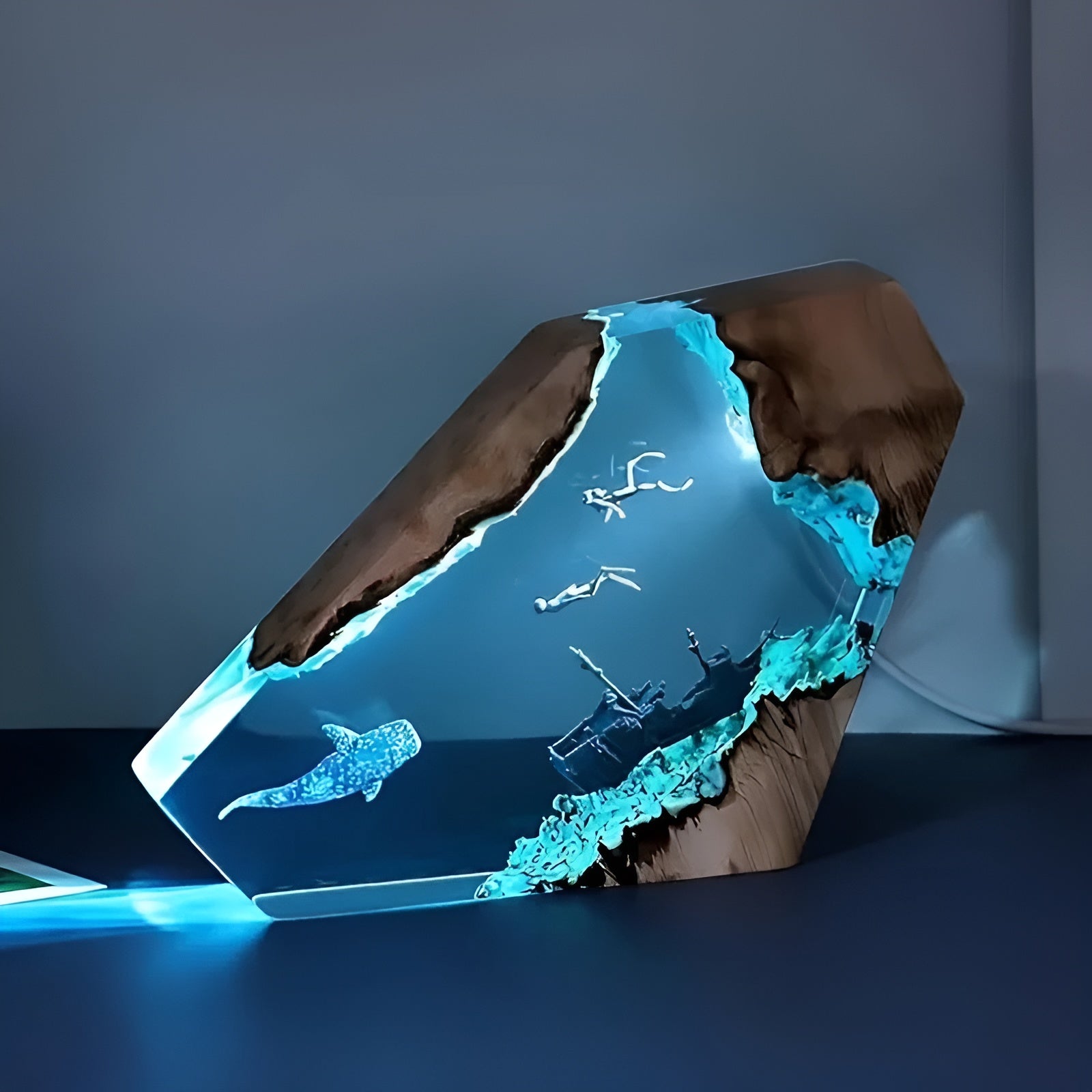 Ocean Diver Resin Lamp - Epoxy LED Table Light