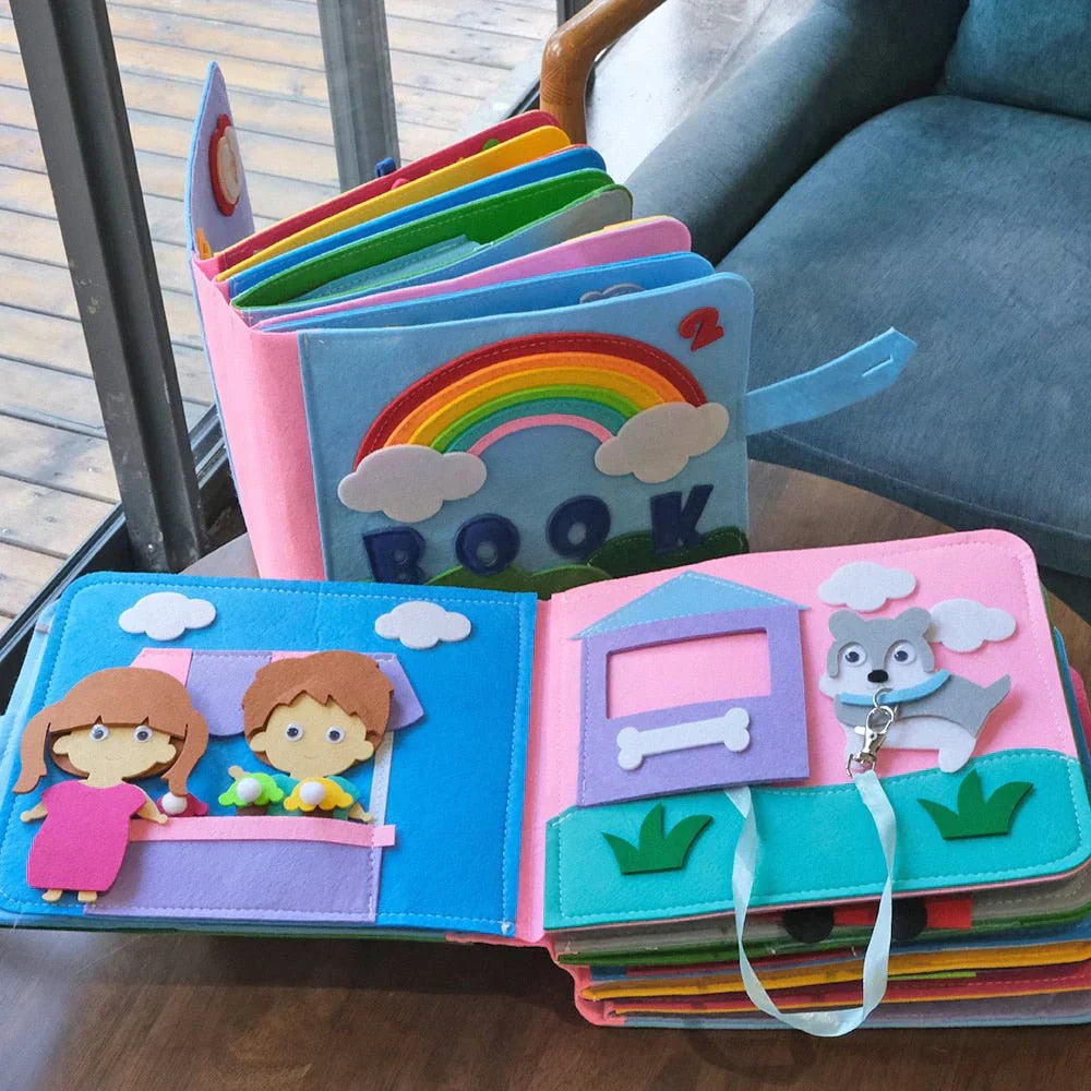 AdventureTales - Montessori Felt Book