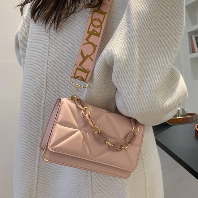 Savannah - Chic Quilted Handbag