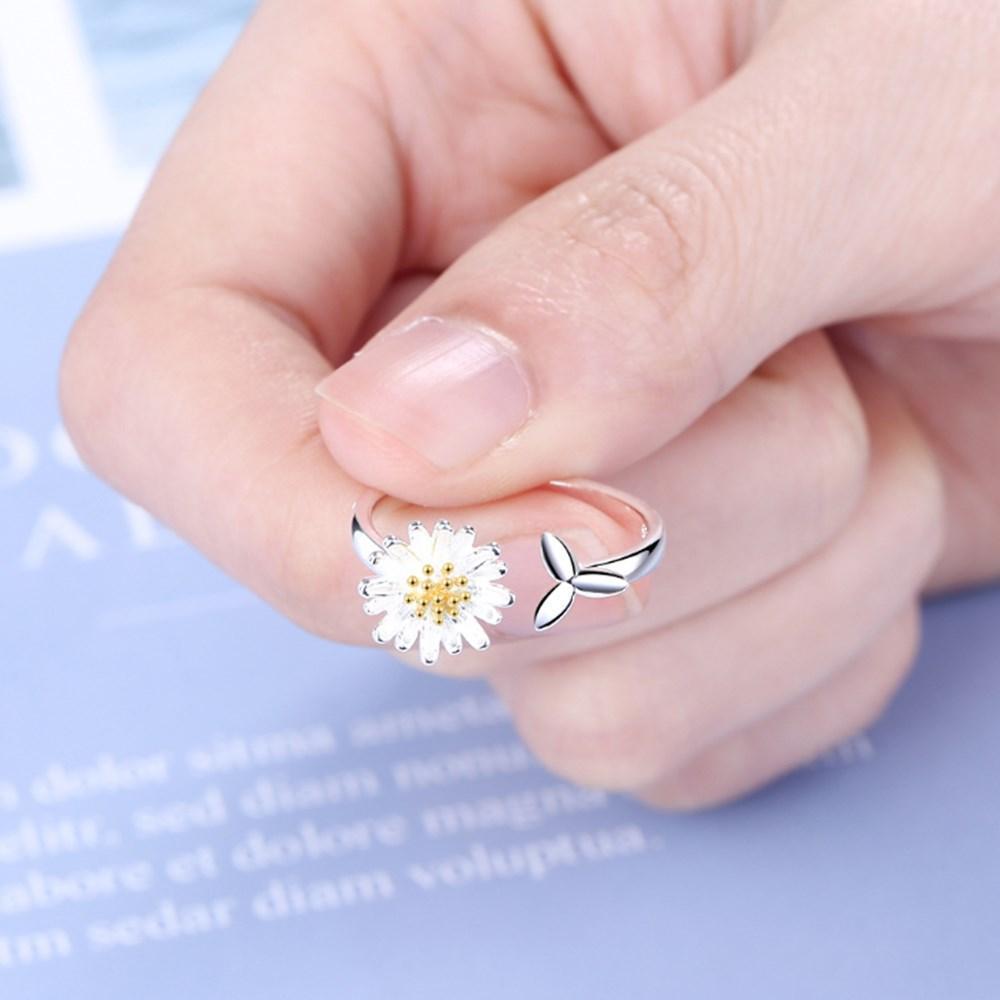 Helios - Adjustable Silver Sunflower Ring for Women